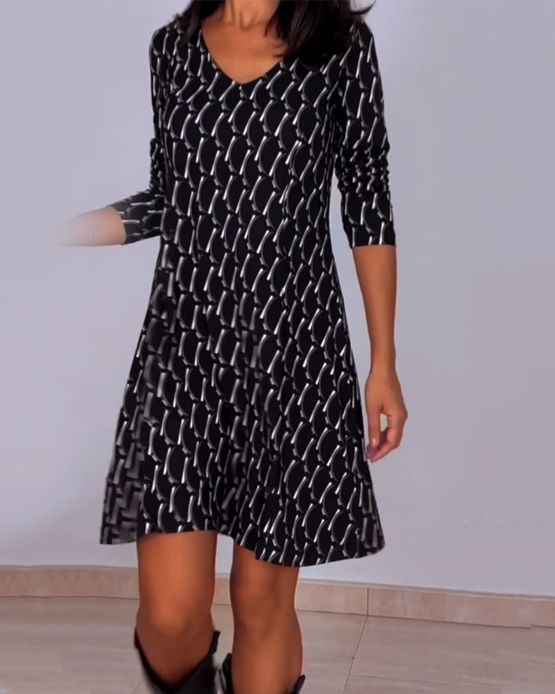 Liliana™ Vestido a Cuadros con Cuello en V y Manga Larga