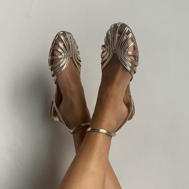 Nieves | Sandalias Doradas con Joyería