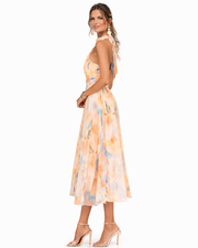 Ladislaa | Vestido con Cuello Halter y Estampado Acuarela