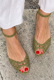 Juanita | Sandalias Doradas Trenzadas