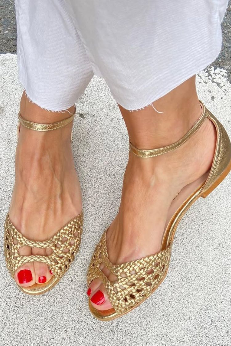 Juanita | Sandalias Doradas Trenzadas