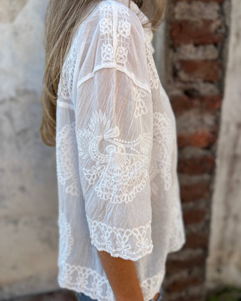 Blusa Elegante de Encaje Bordado para Mujer