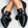 Claudia™ | Mocasín con Moño