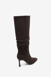 Ariana | Botas plisadas con tacón topo
