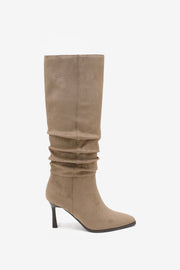 Ariana | Botas plisadas con tacón topo