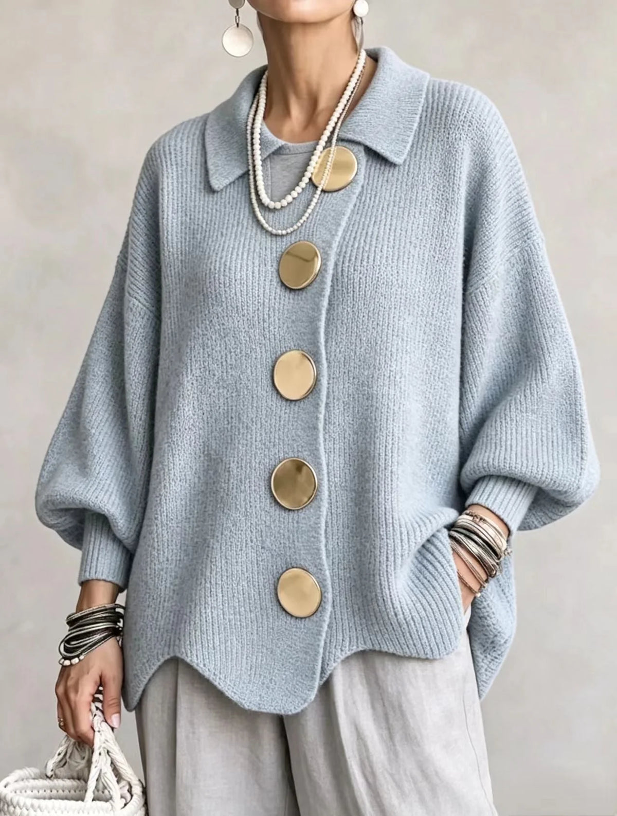 VICTORIA | CÁRDIGAN OVERSIZE CON BOTONES DORADOS GRANDES
