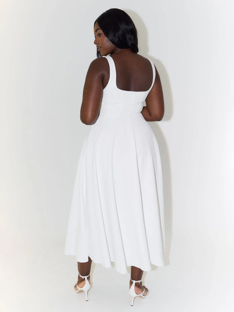 Lucila™ Vestido Midi Elegante con Escote Cuadrado Fluido
