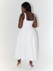Lucila™ Vestido Midi Elegante con Escote Cuadrado Fluido