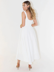 Lucila™ Vestido Midi Elegante con Escote Cuadrado Fluido