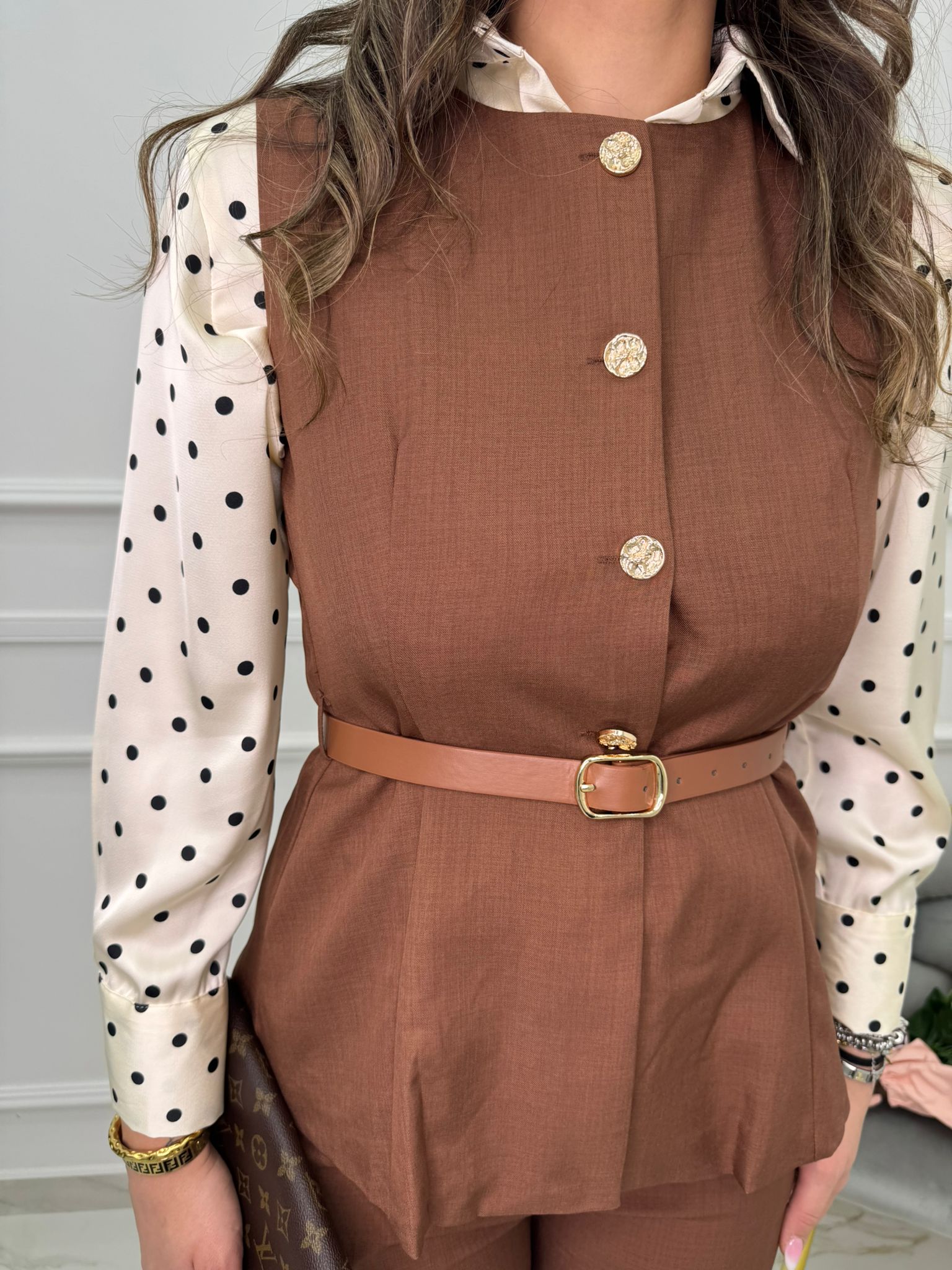 Comala™ Conjunto de Pantalón y Chaleco con Cinturón en la Cintura
