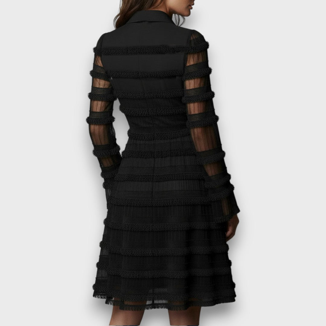 Zacapoaxtla™ Vestido Midi Negro con Flecos y Capas Semitransparentes