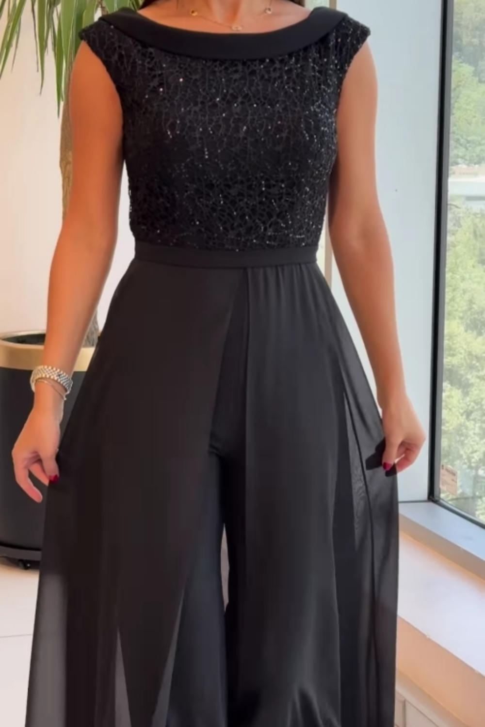 Georgina™ Jumpsuit de Gala Negro con Falda de Chifón Superpuesta